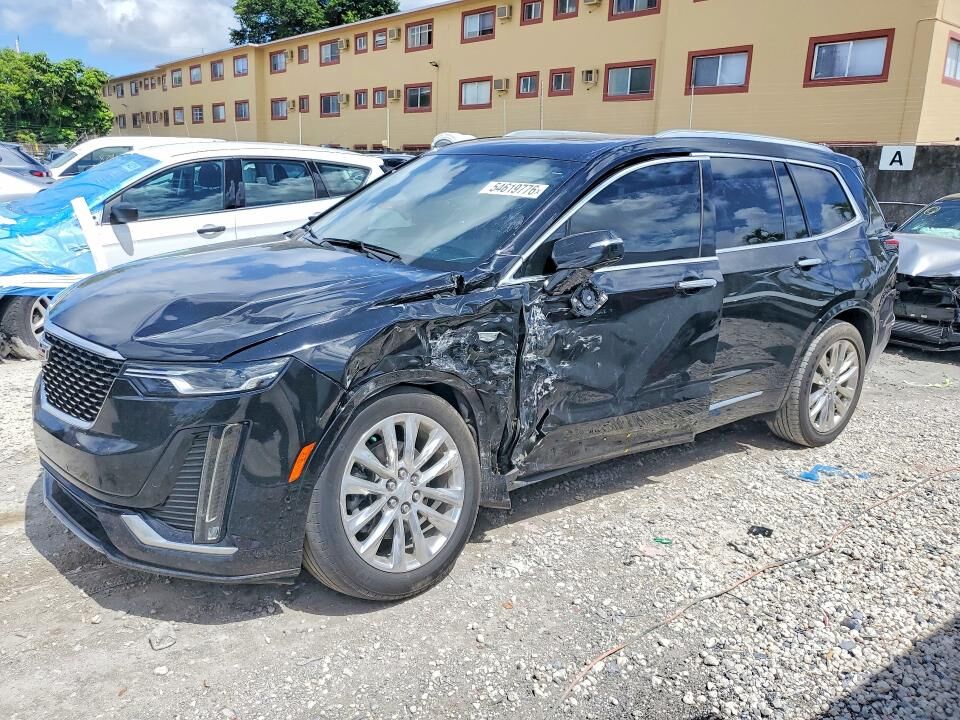 2021 CADILLAC XT6