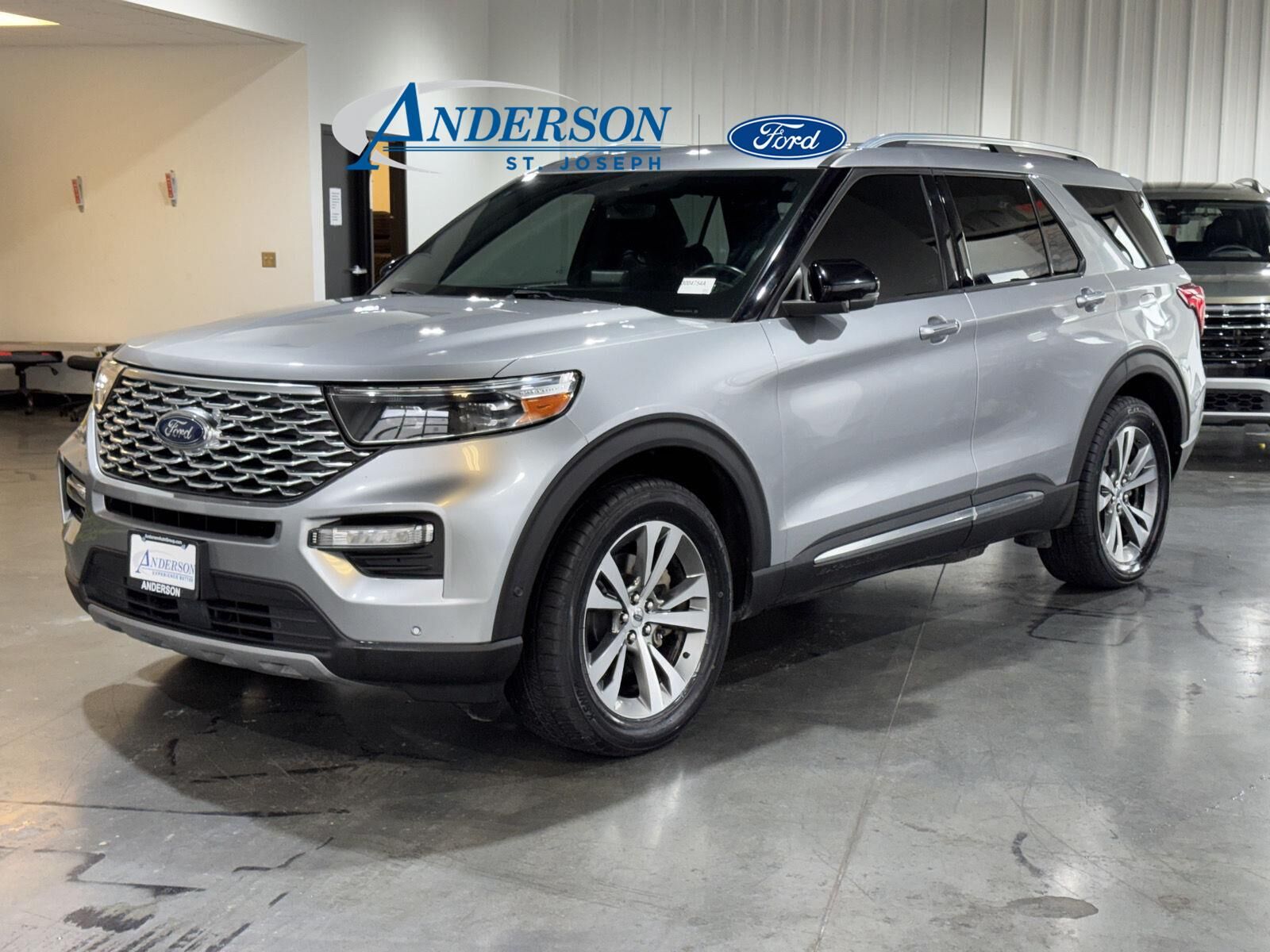 2020 FORD Explorer
