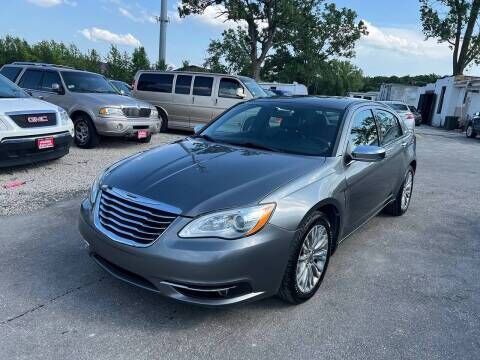 2013 CHRYSLER 200