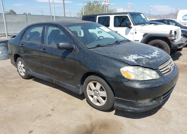 2004 TOYOTA Corolla