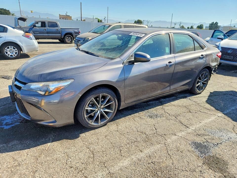 2017 TOYOTA Camry