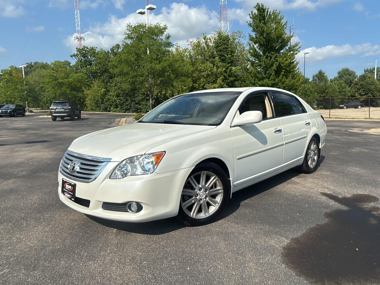 2010 TOYOTA Avalon