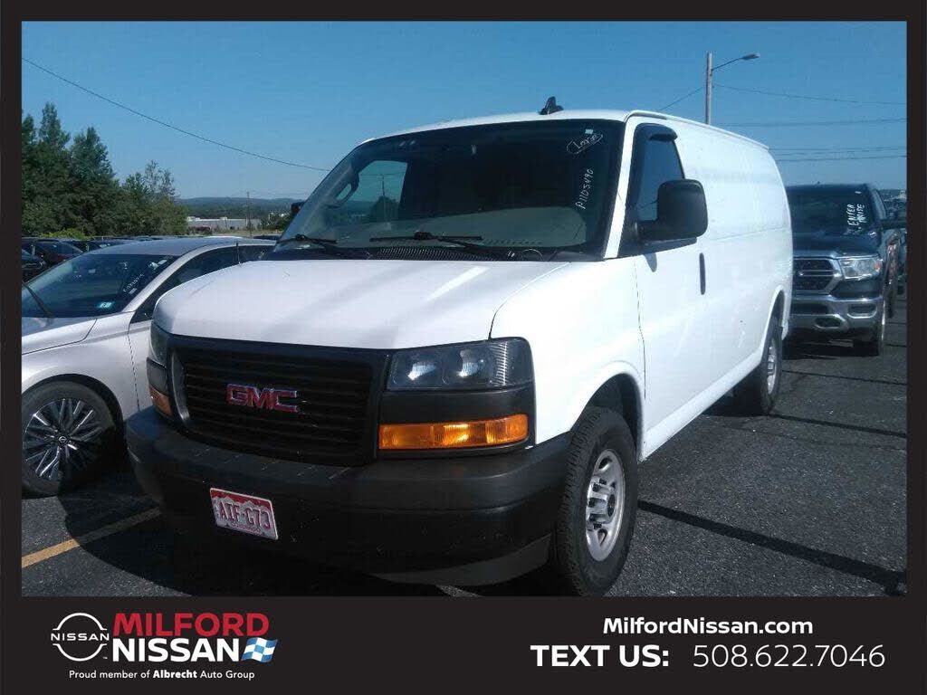 2023 GMC Savana