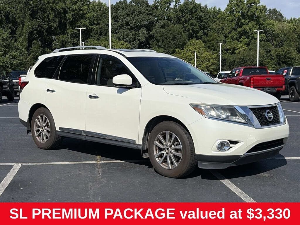 2015 NISSAN Pathfinder