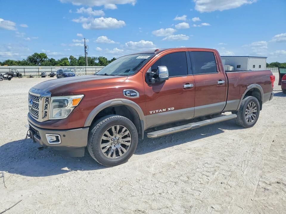 2016 NISSAN Titan
