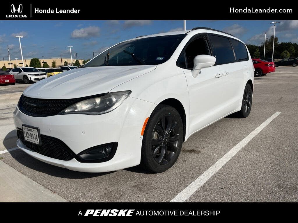 2018 CHRYSLER Pacifica