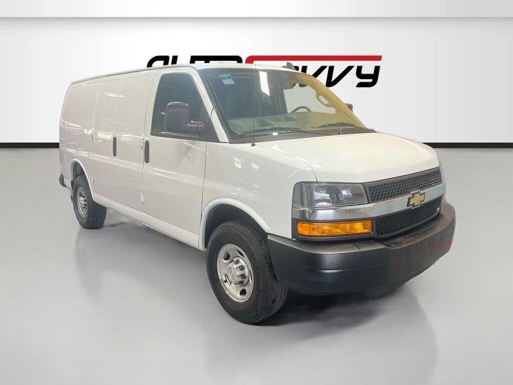 2024 CHEVROLET Express