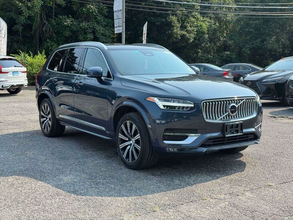 2024 VOLVO XC90
