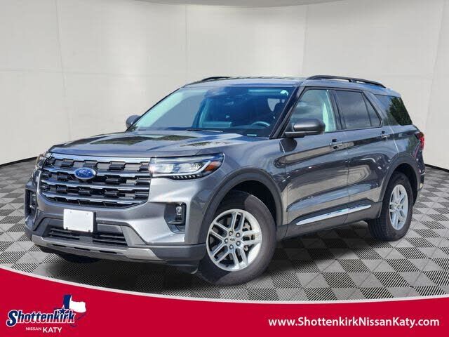2025 FORD Explorer