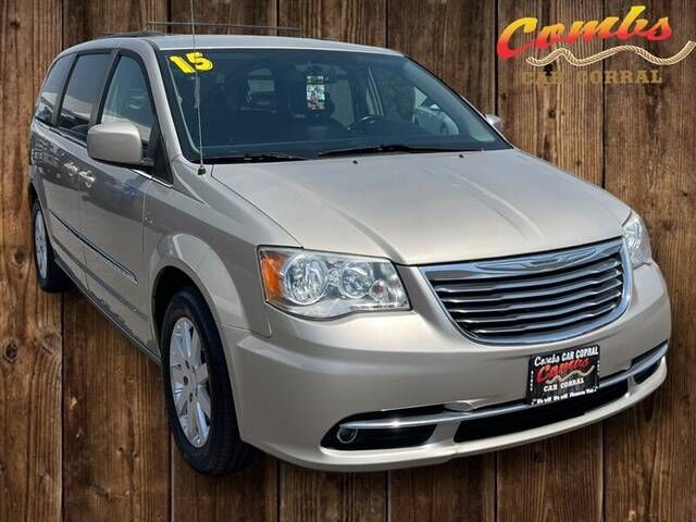 2015 CHRYSLER Town and Country