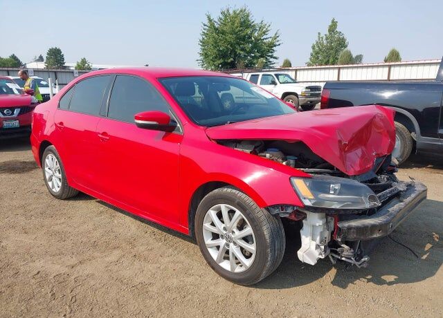 2012 VOLKSWAGEN Jetta