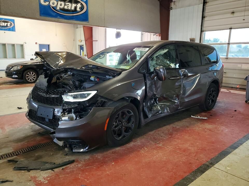 2022 CHRYSLER Pacifica