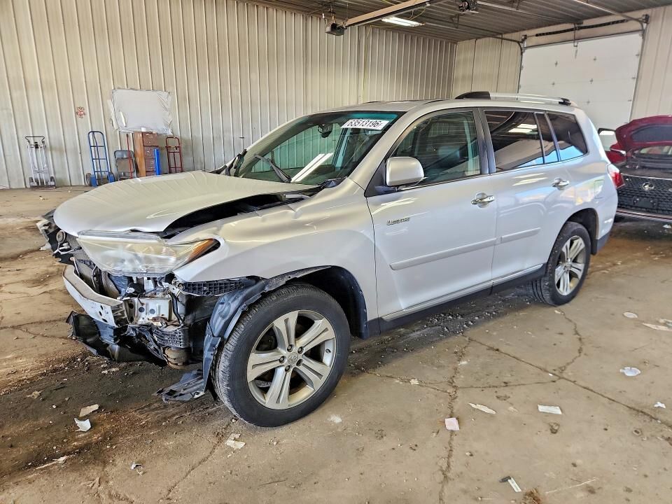 2011 TOYOTA Highlander
