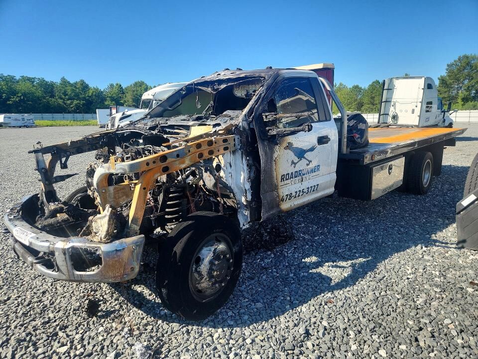 2022 FORD F-550