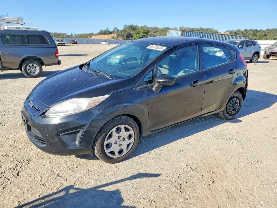 2013 FORD Fiesta