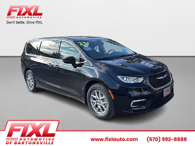 2023 CHRYSLER Pacifica