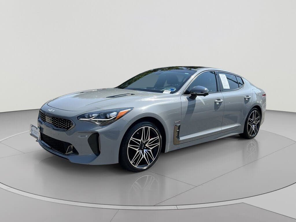 2022 KIA Stinger