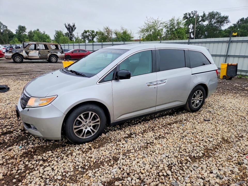 2011 HONDA Odyssey