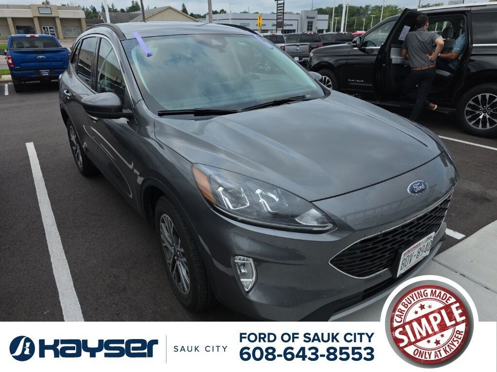 2021 FORD Escape