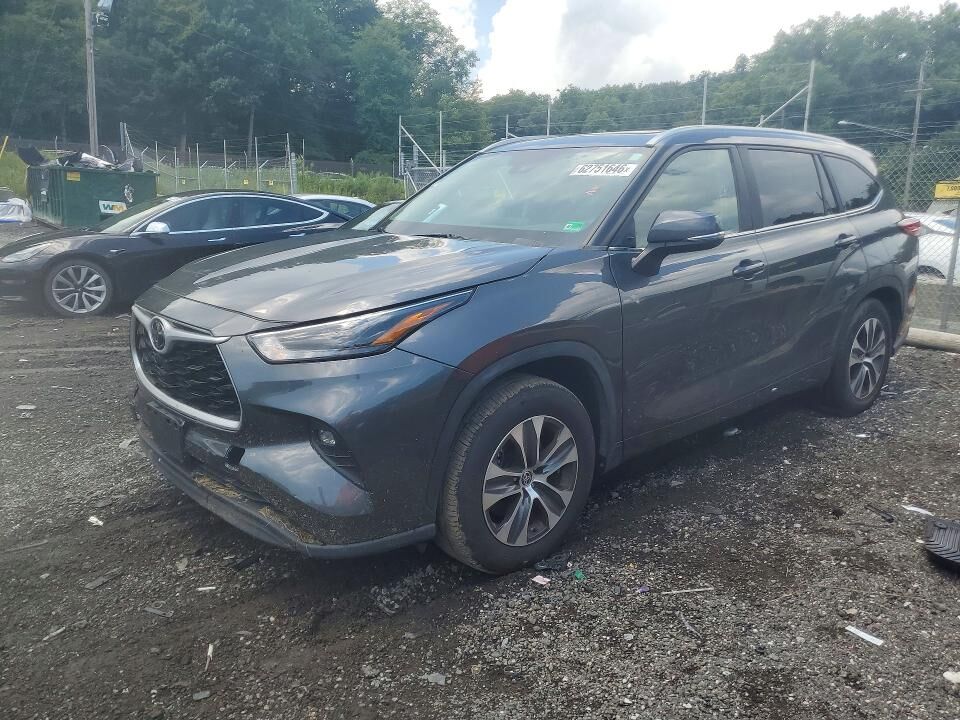 2023 TOYOTA Highlander