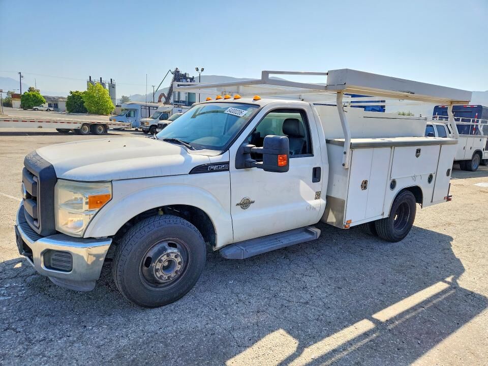 2012 FORD F-350