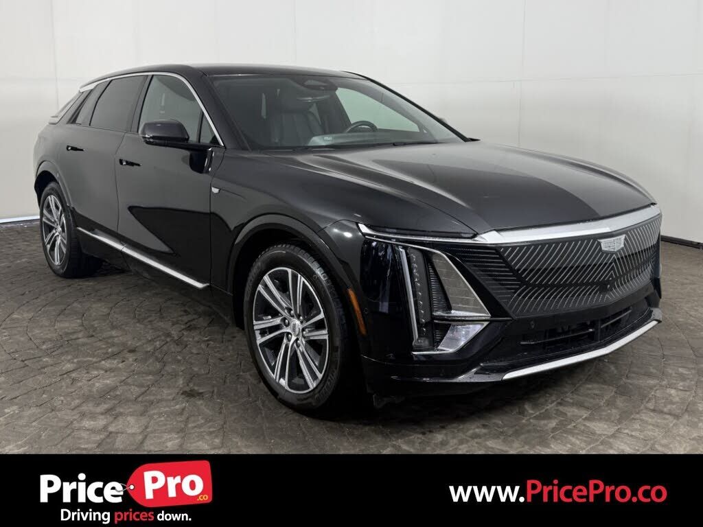 2024 CADILLAC Lyriq