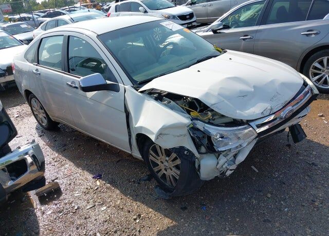 2011 FORD Focus