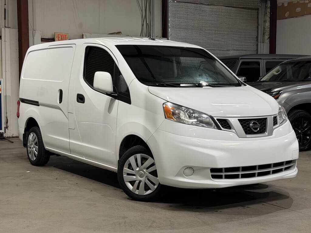 2021 NISSAN NV200