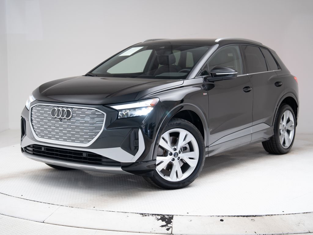 2023 AUDI Q4