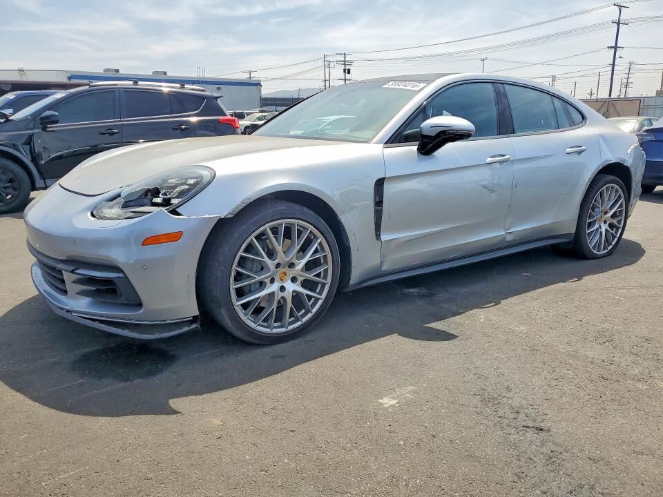 2017 PORSCHE Panamera