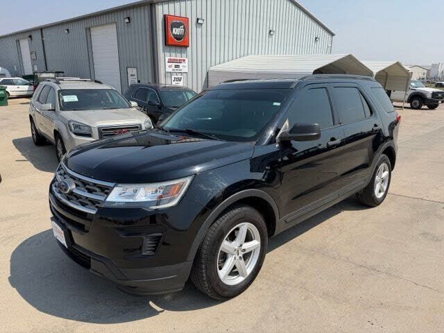 2018 FORD Explorer