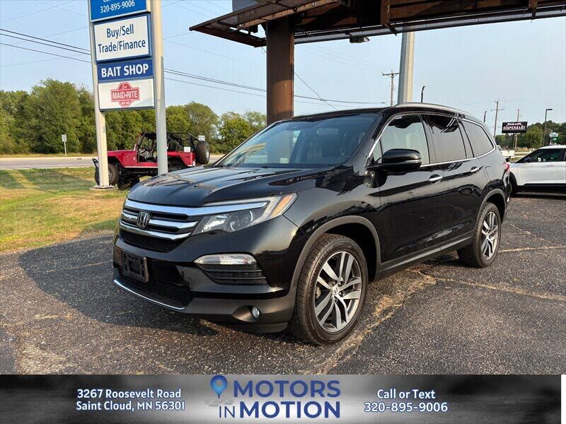 2017 HONDA Pilot