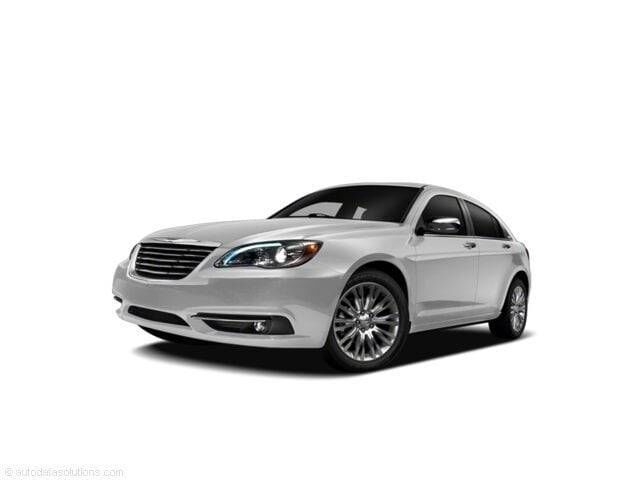 2011 CHRYSLER 200