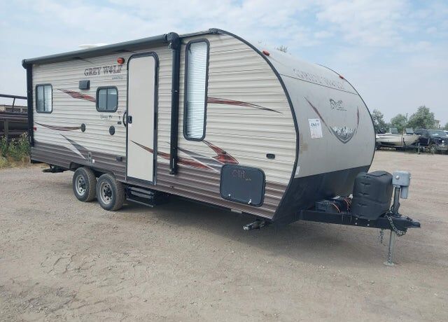 2017 FOREST RIVER Cherokee