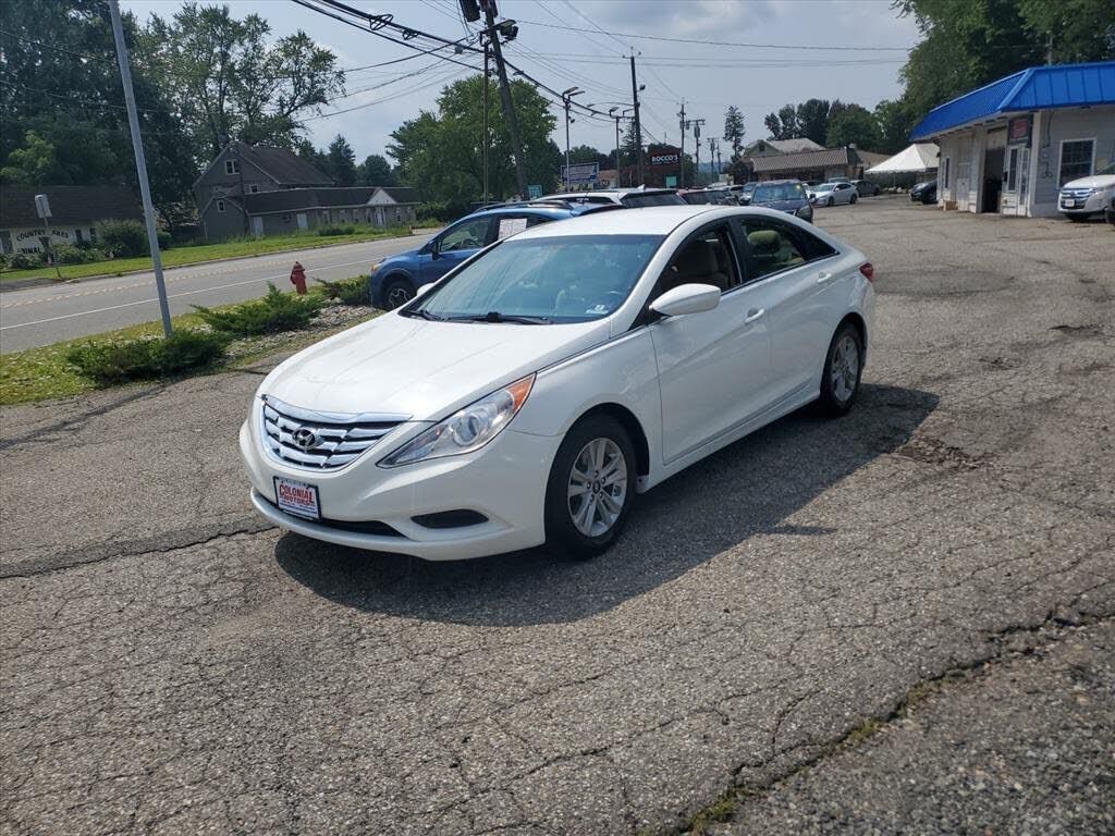 2011 HYUNDAI Sonata