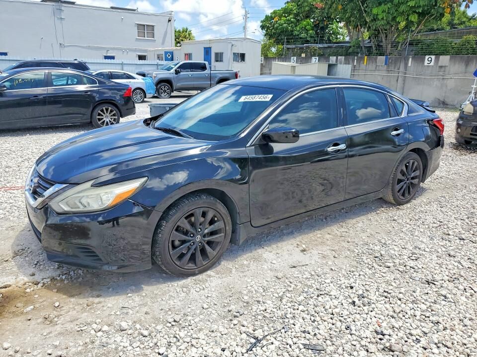 2017 NISSAN Altima