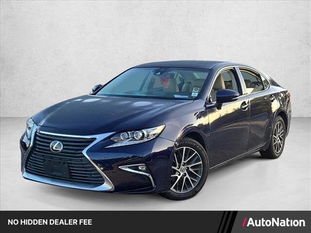 2017 LEXUS ES