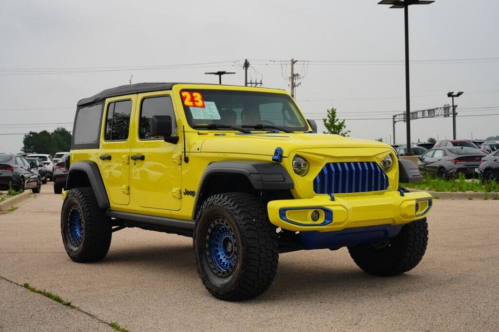 2023 JEEP Wrangler