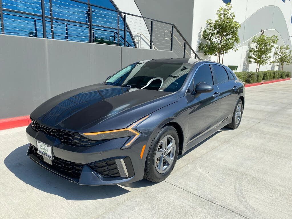 2022 KIA K5