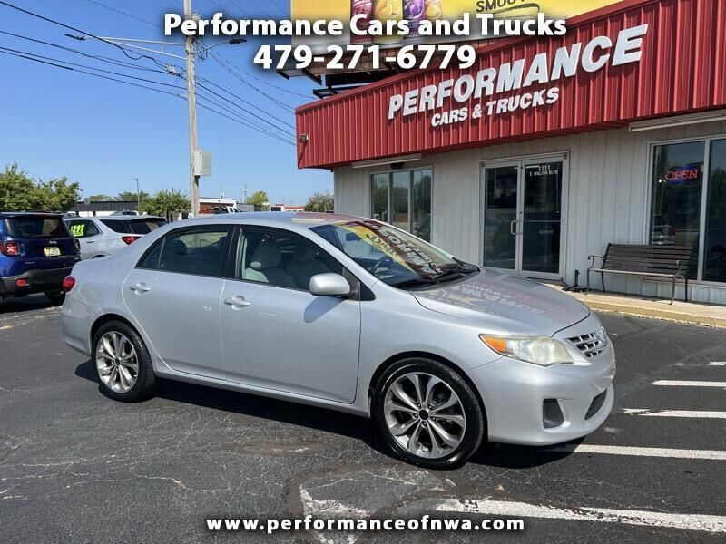 2013 TOYOTA Corolla