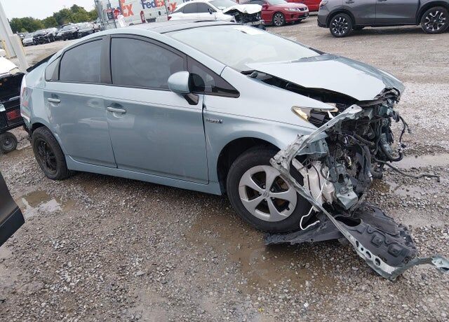 2013 TOYOTA PRIUS