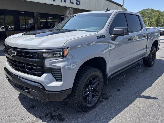 2024 CHEVROLET Silverado