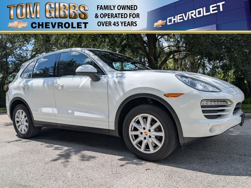 2014 PORSCHE Cayenne
