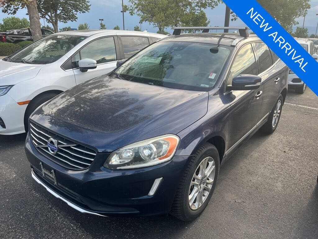 2015 VOLVO XC60