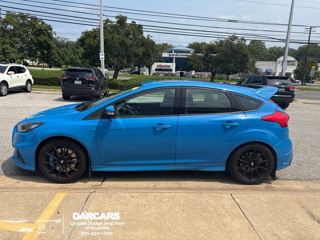 2017 FORD Focus