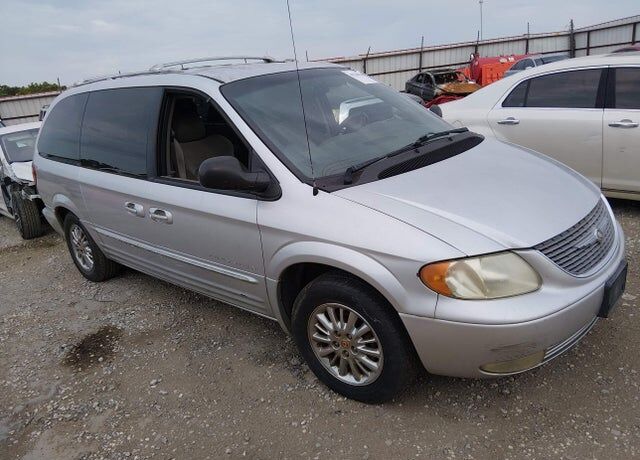 2001 CHRYSLER Town and Country