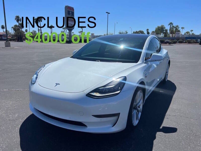 2018 TESLA Model 3