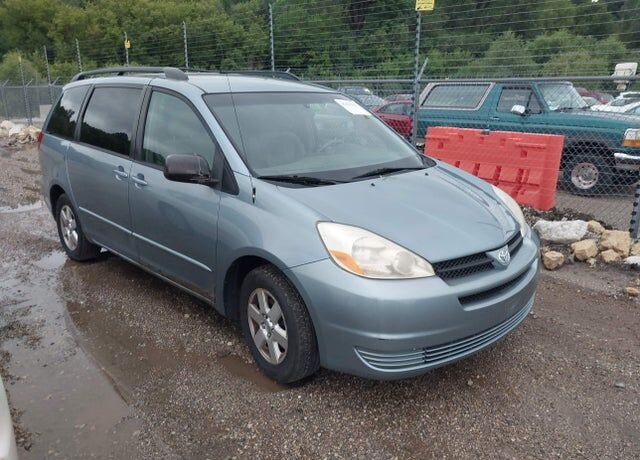 2005 TOYOTA Sienna