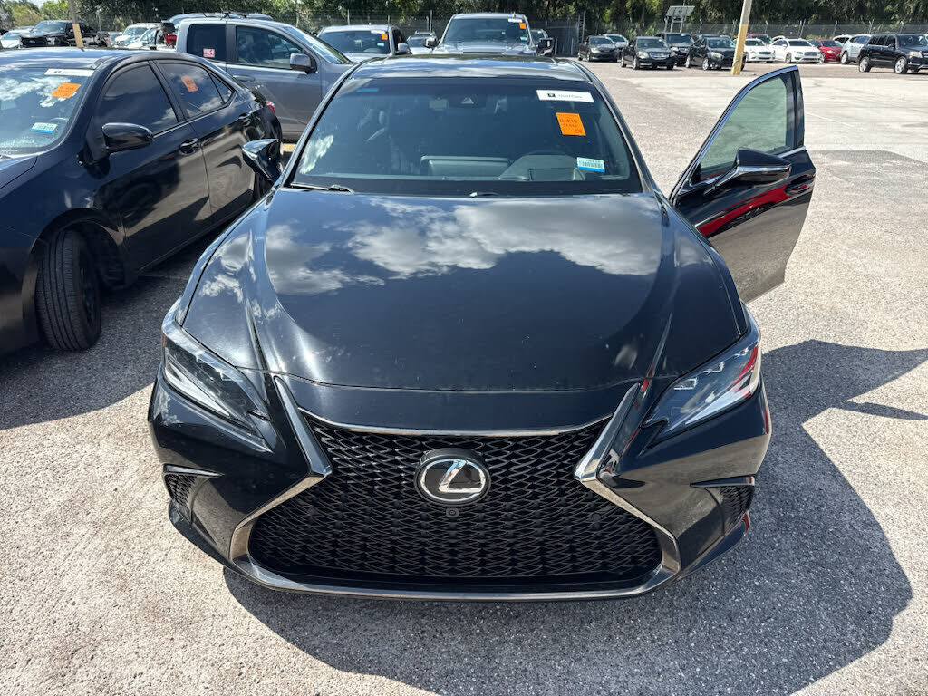 2023 LEXUS ES