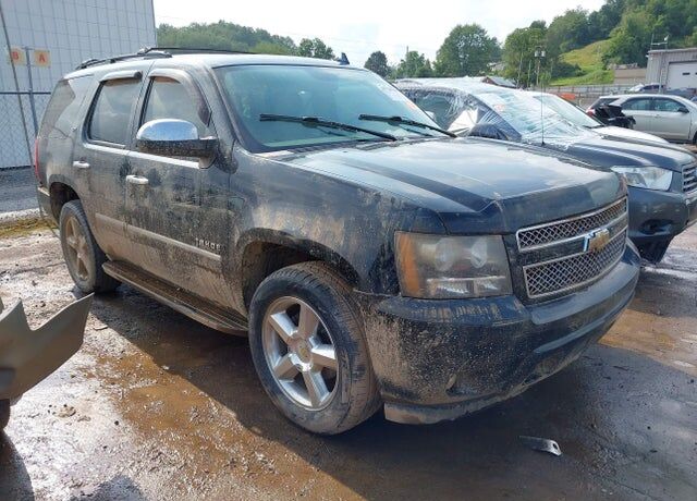 2011 CHEVROLET Tahoe